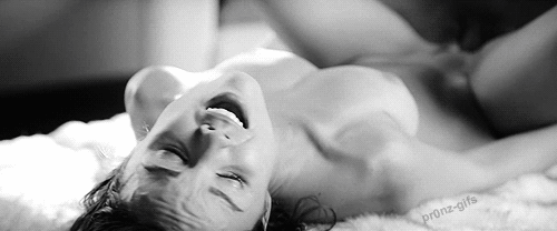 Hot babe screaming from deep penetration
