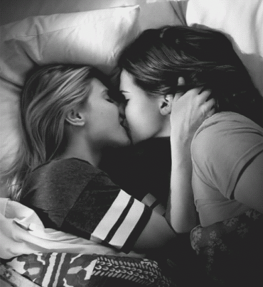 Gif - kissing, lesbian, romance, softcore