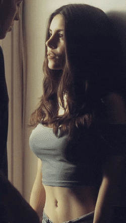 Gif - She knows what he wants