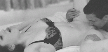 Gif - Pussy eating bed time