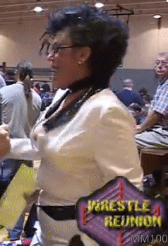 Gif - WWE Diva Sensational Queen Sherri Martel Nipslip at ‘Wrestle Reunion’ (2005)