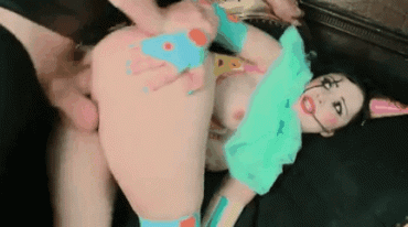 Gif - Clown chick gets fucked