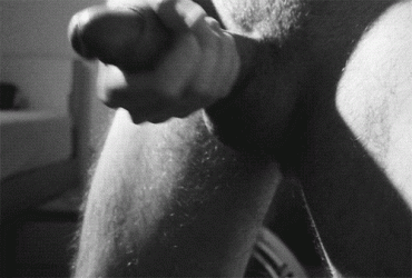 Gif - What do u prefer? Masturbating with ur foreskin rubbing over the head of ur penis? Or masturbating with the foreskin pulled complete back !!